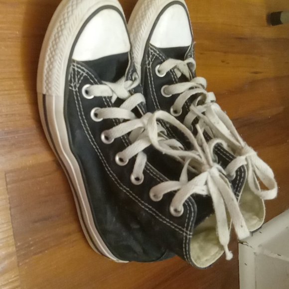 Black and White High Top Converse - Picture 3 of 4